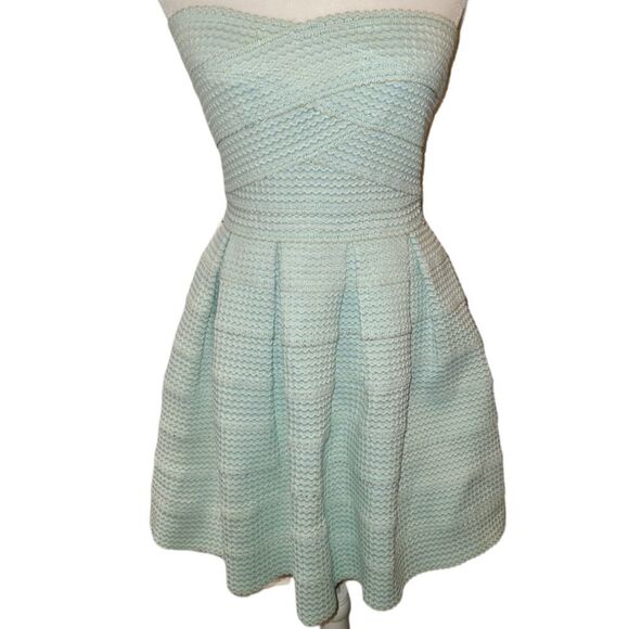Strapless June & Ivy Bandage Dress - Picture 4 of 9